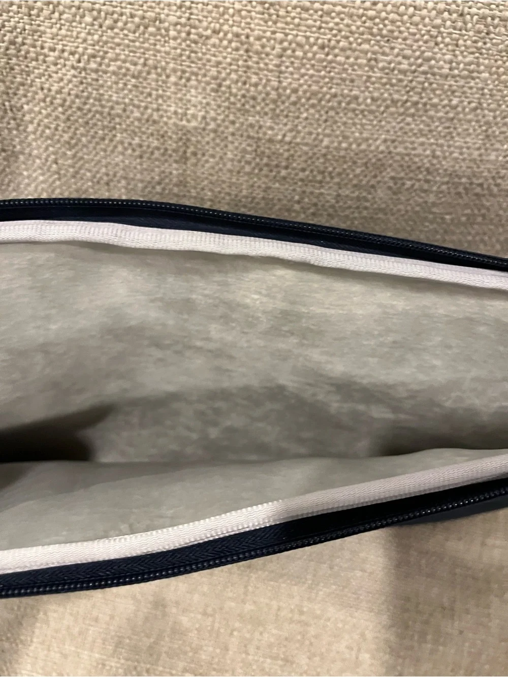 Men's or Women’s Navy Sleeve Laptop Case - Unbranded/heat resistant